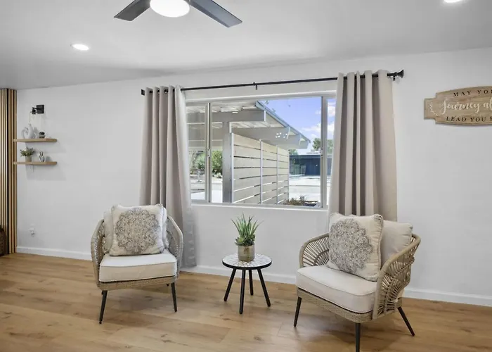 Boho On Bermuda By Rather Be Holiday home *